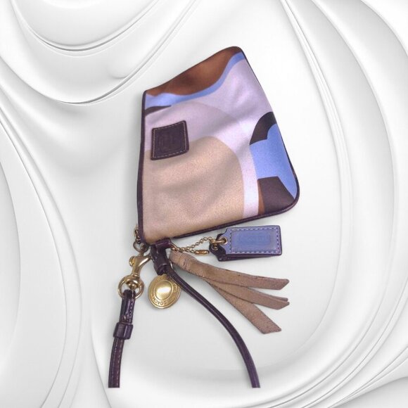 Vintage COACH Hamptons Bag in Scarf Print and matching Wristlet Set - Picture 15 of 15